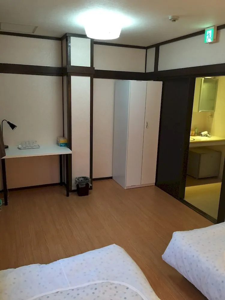 Naniwa Guest House Osaka Hotel