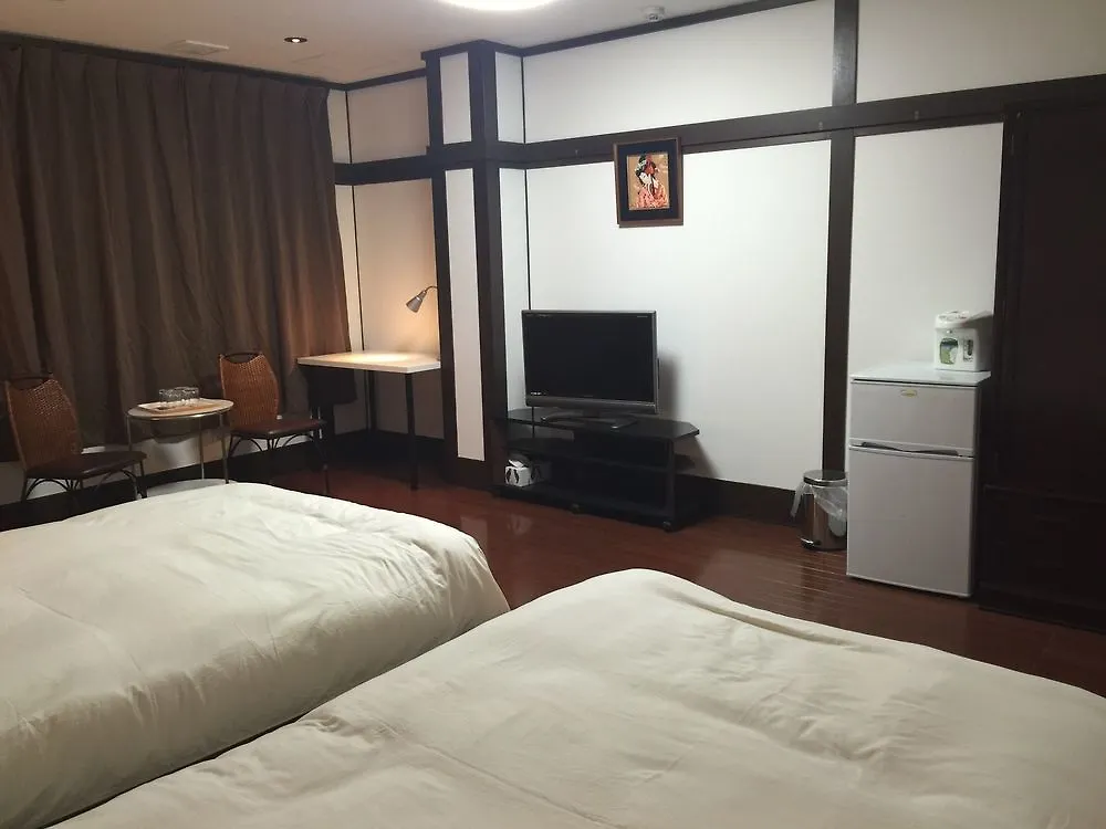 ** Szálloda Naniwa Guest House Oszaka Japán