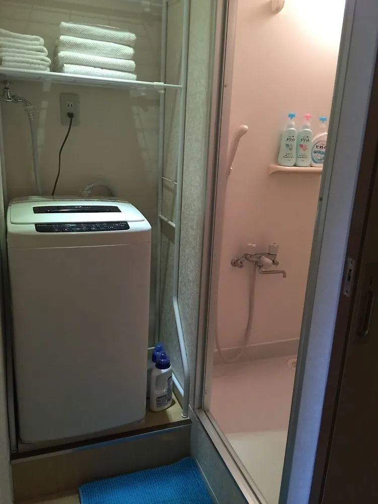 Naniwa Guest House Oszaka 2*,